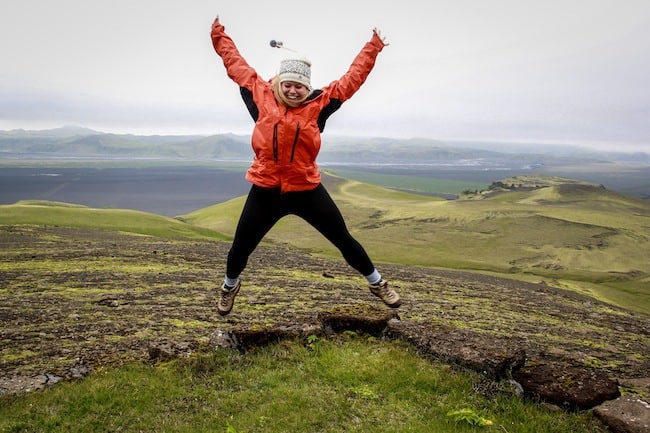 make money travel blogging