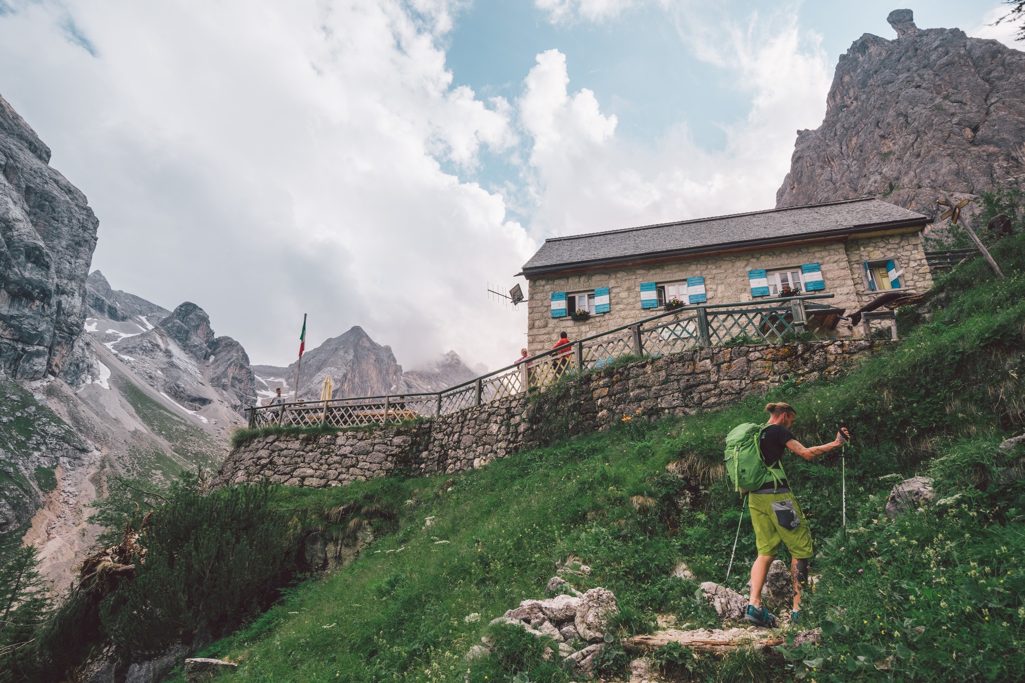 rifugios in the dolomites