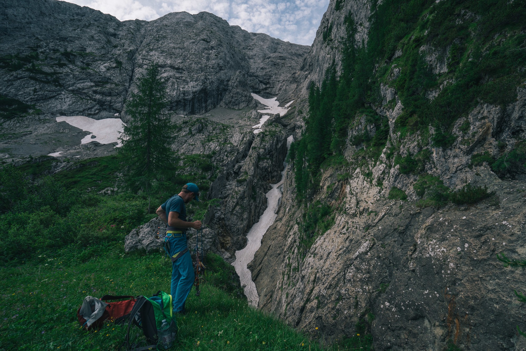 Hiking to El Cor the heart of the Dolomites